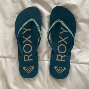 roxy flip flops